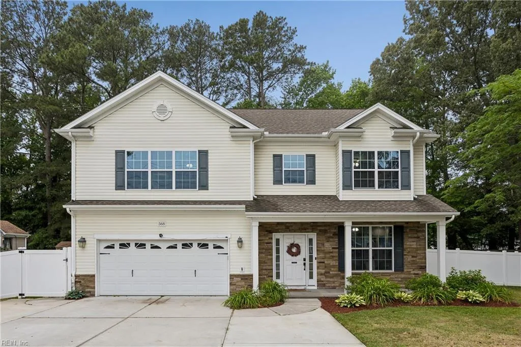 568 Waters RD, CHESAPEAKE VA 23322