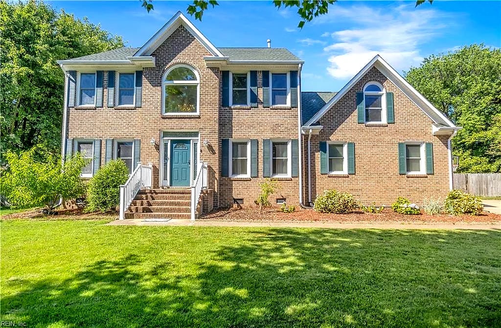 1096 Meadow Grove TRL, Virginia Beach — 4 bed Residential, 3,110 sqft