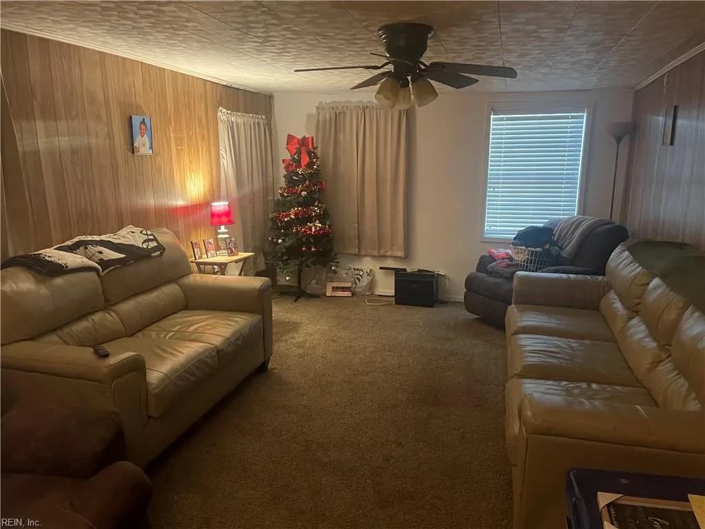 27155 Nelsonia RD, BLOXOM VA 23308 - Photo 5
