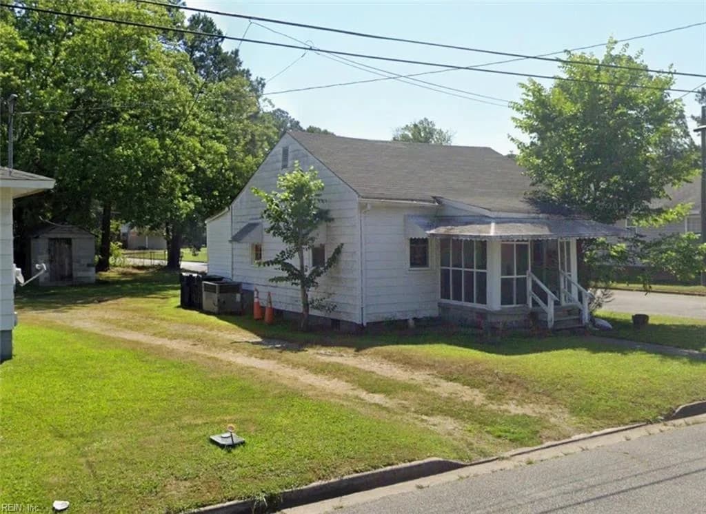 311 Hogart ST, FRANKLIN VA 23851 - Photo 2