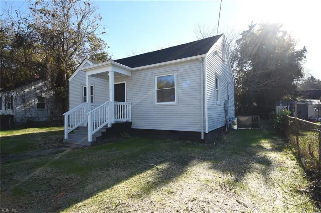 18 E Gilbert ST, HAMPTON VA 23669 - Photo 3