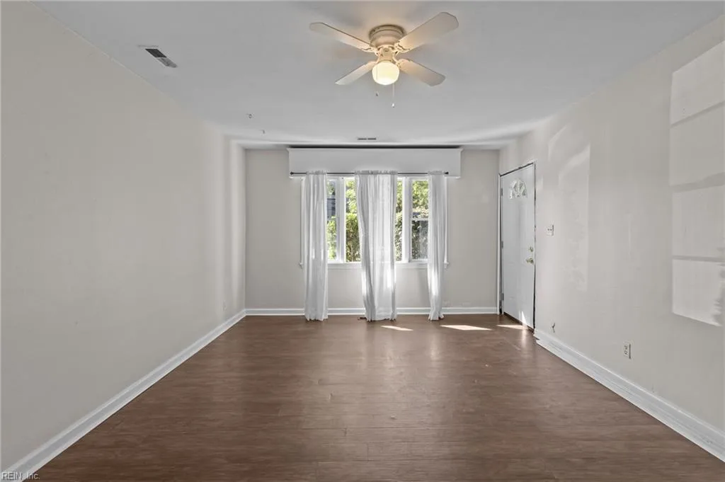1708 48th ST, NORFOLK VA 23508 - Photo 5