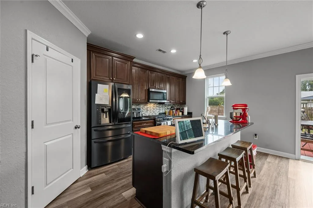 8128 Van Patten RD, NORFOLK VA 23505 - Photo 4