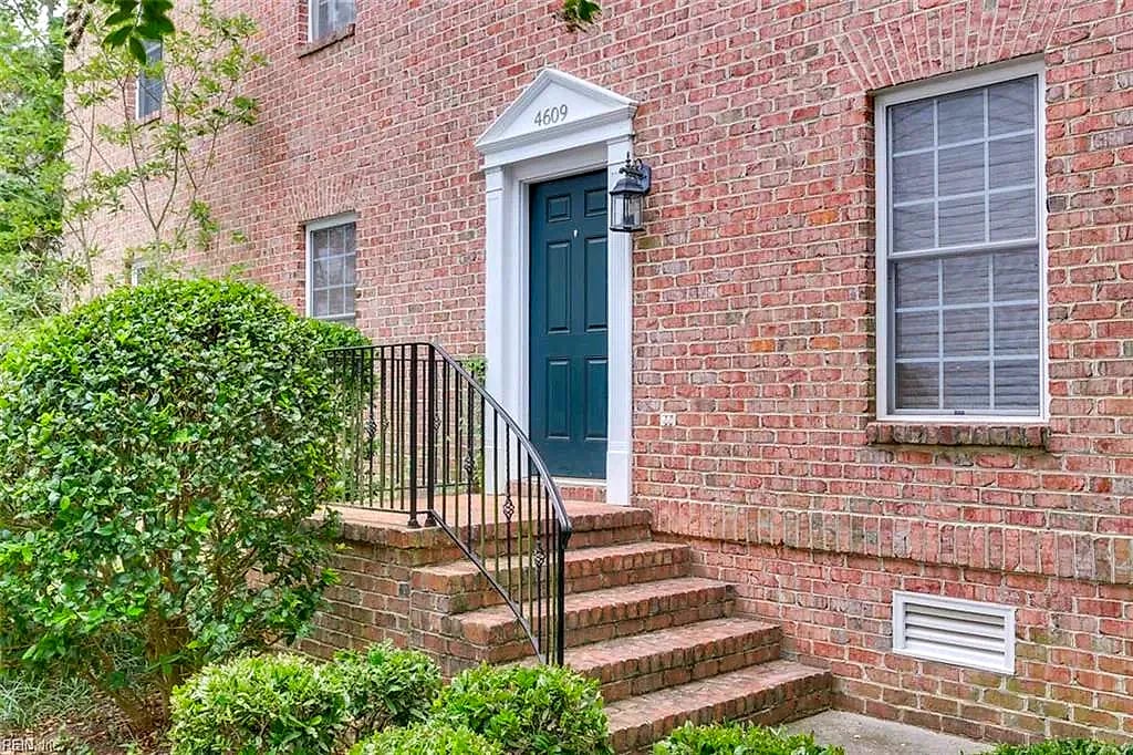 4609 Town Creek DR, WILLIAMSBURG VA 23188