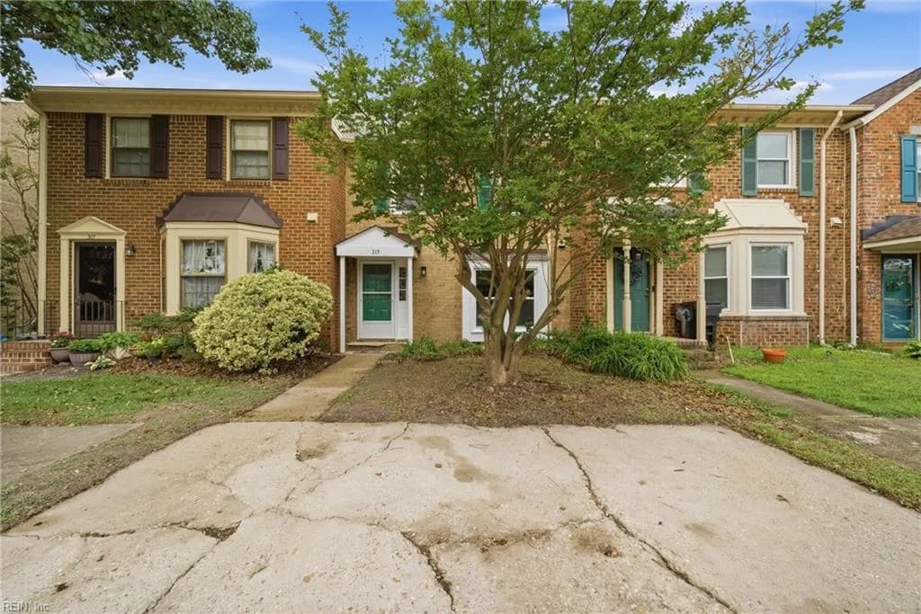 315 Paxford DR, VIRGINIABEACH VA 23462 - Photo 4