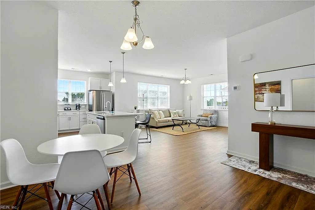 1728 Vankar DR #307, VIRGINIA BEACH VA 23456 - Main photo