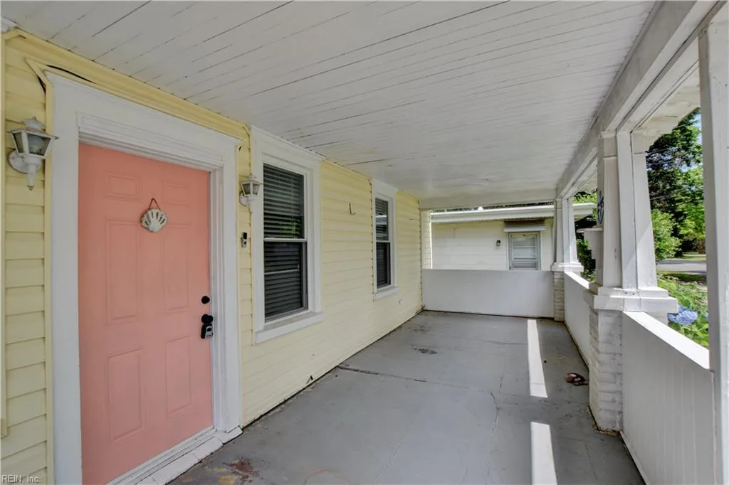 2015 N Mallory ST, HAMPTON VA 23664 - Photo 3
