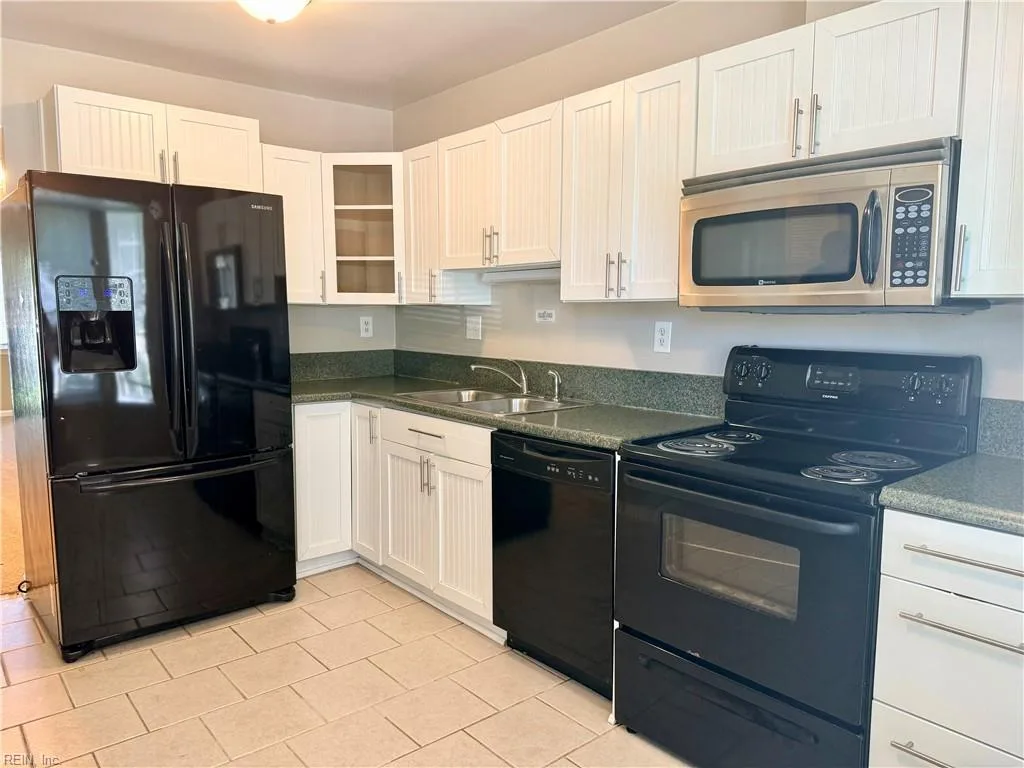 550 Peregrine ST, VIRGINIABEACH VA 23462 - Photo 3