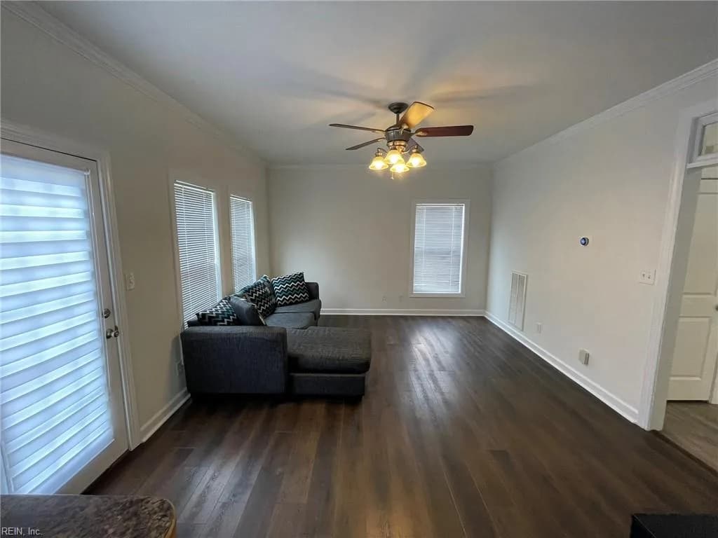 1029 E Balview AVE, NORFOLK VA 23503 - Photo 5