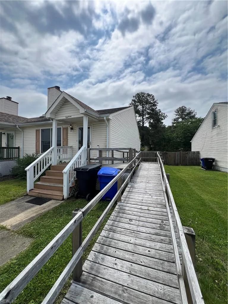18 Cooper DR, PORTSMOUTH VA 23702 - Photo 3