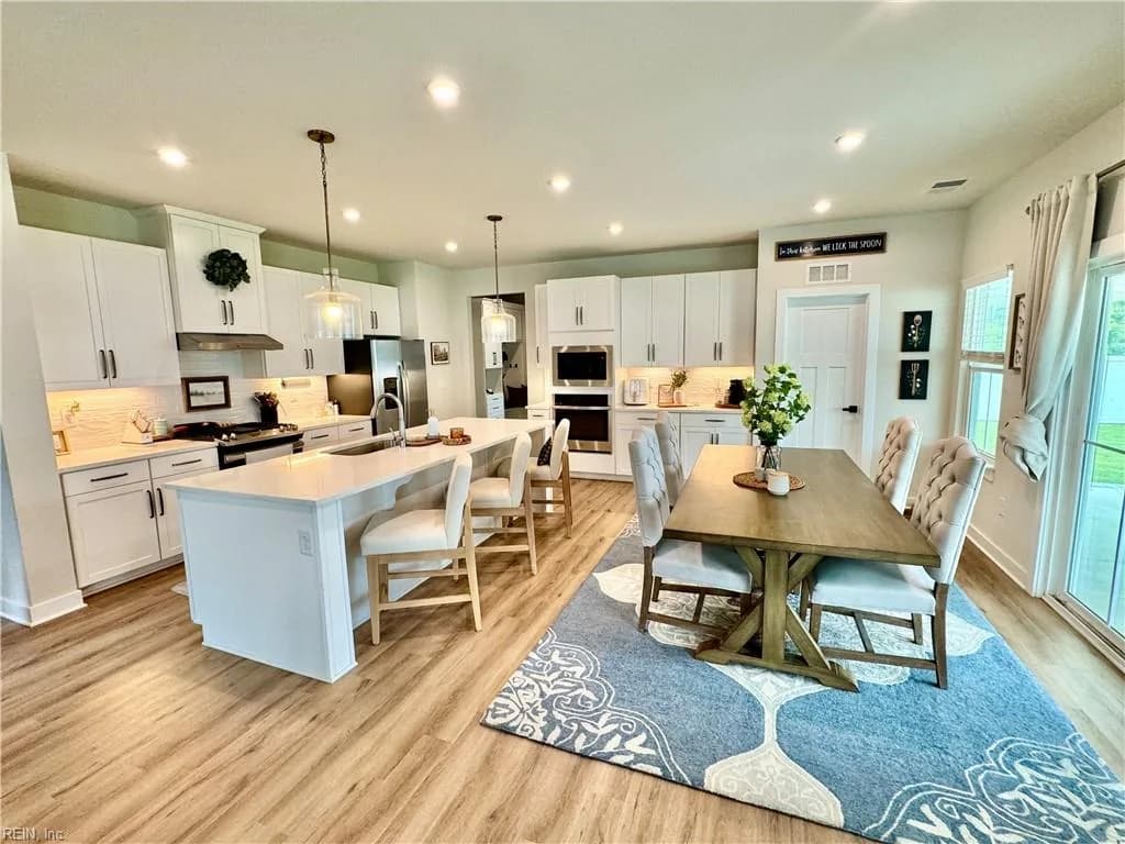 1757 Shipyard RD, CHESAPEAKE VA 23323 - Main photo