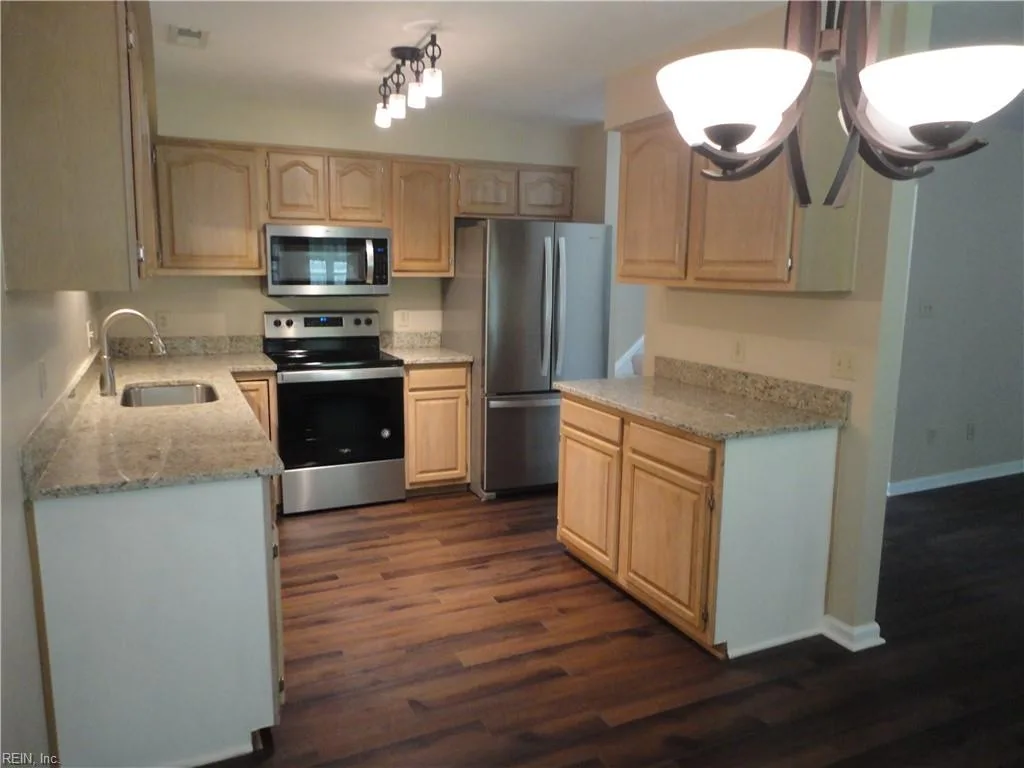 1856 Abbotsbury WAY, VIRGINIABEACH VA 23453 - Photo 3