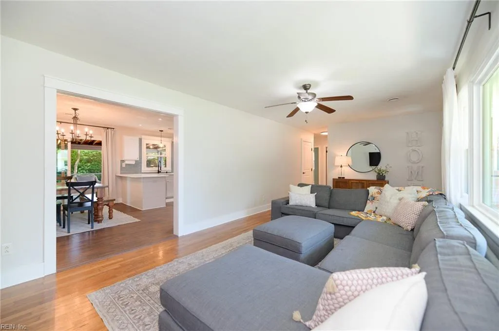 110 Pine ST, YORKTOWN VA 23693 - Photo 5
