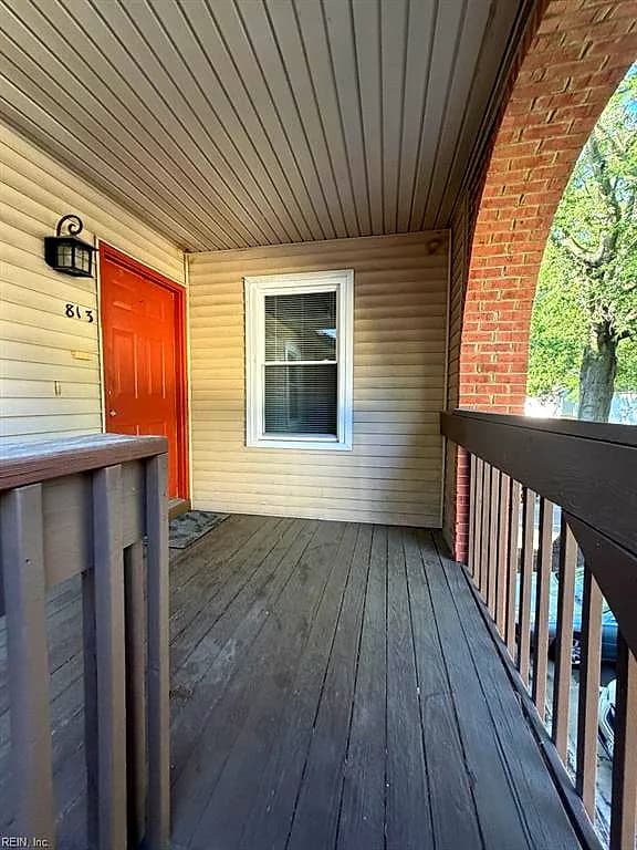 813 Gas Light LN, VIRGINIA BEACH VA 23462 - Photo 3