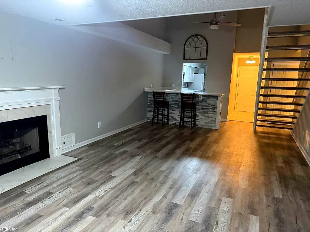 813 Gas Light LN, VIRGINIA BEACH VA 23462 - Photo 4