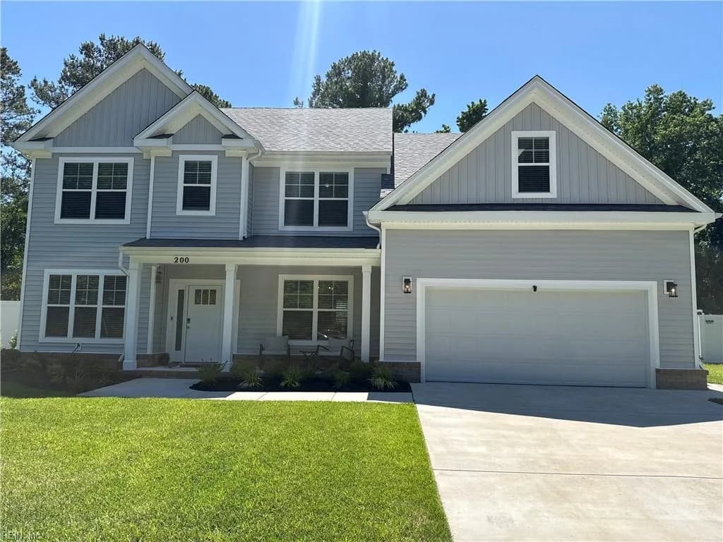 200 Heron Bay LN, CHESAPEAKE VA 23323 - Main photo