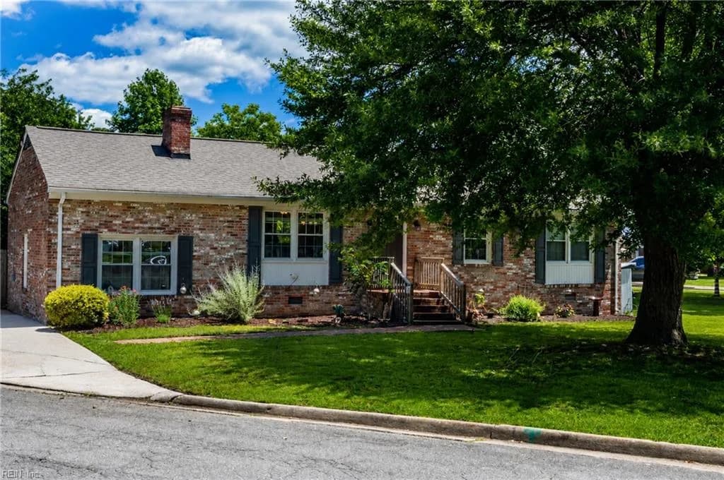 72 Arden DR, NEWPORT NEWS VA 23601 - Photo 4