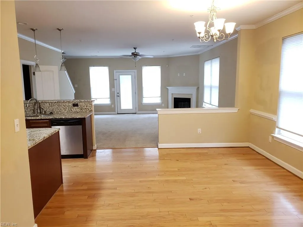 721 Albertine CT, CHESAPEAKE VA 23320 - Photo 4