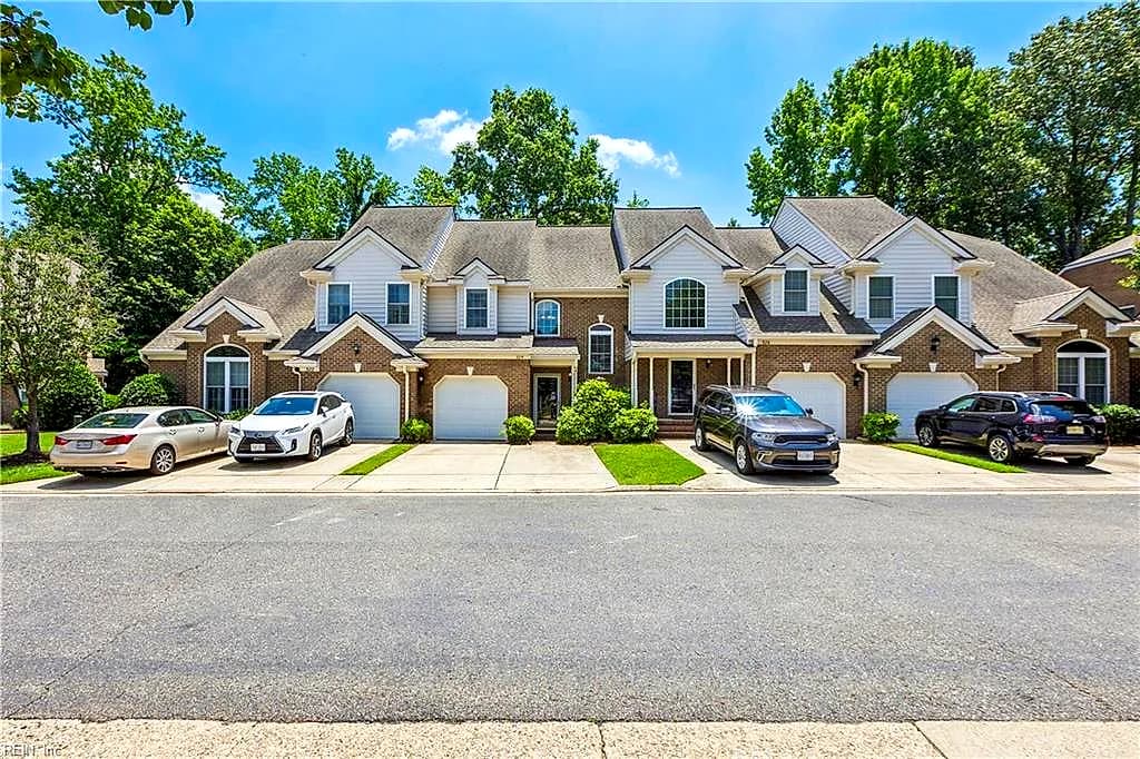 324 Hillside TER, NEWPORT NEWS VA 23602 - Photo 3