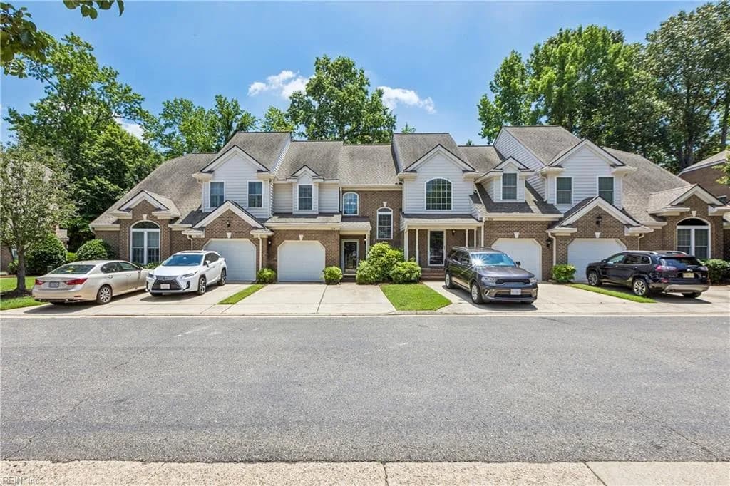 324 Hillside TER, NEWPORTNEWS VA 23602 - Photo 3