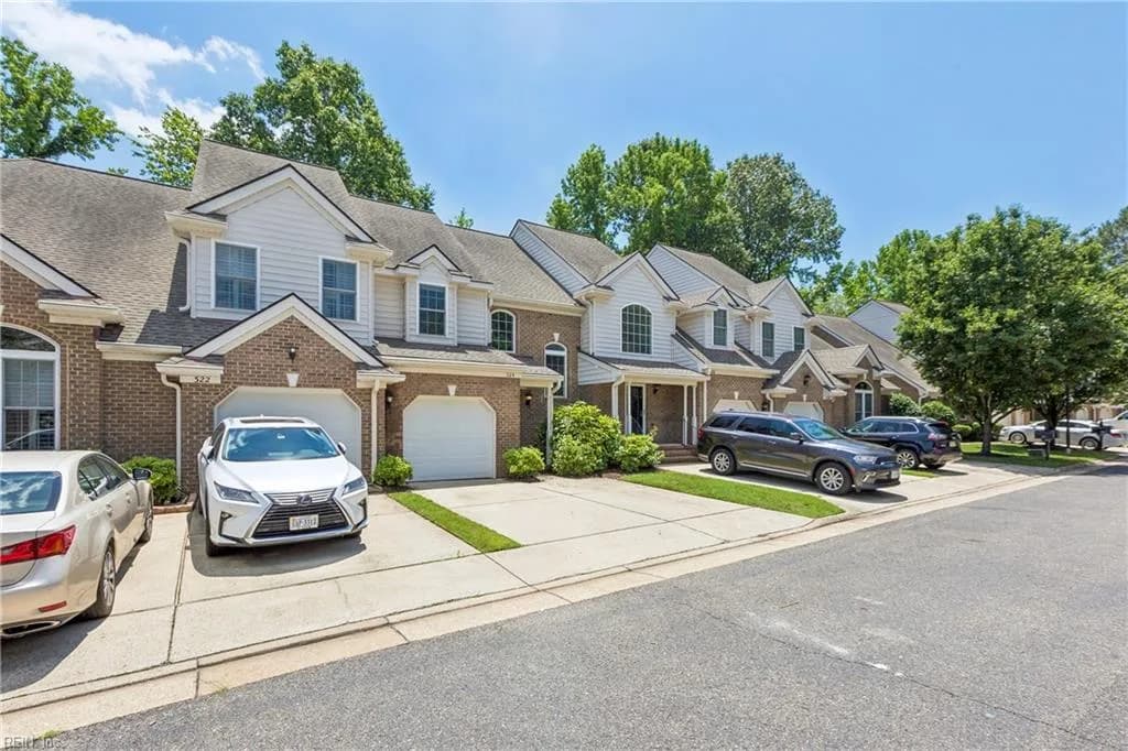 324 Hillside TER, NEWPORTNEWS VA 23602 - Photo 4