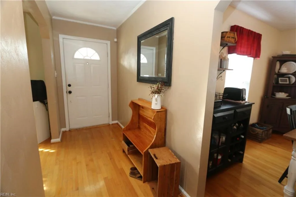 1618 Kingston AVE, NORFOLK VA 23503 - Photo 3