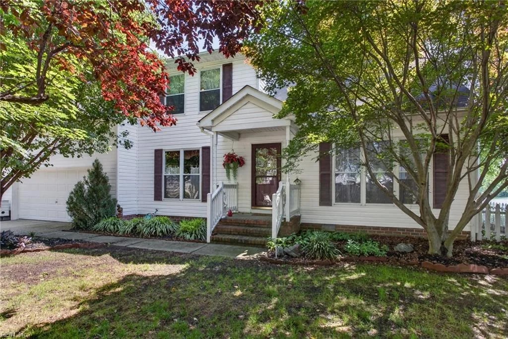 27 REFLECTION LN, HAMPTON VA 23666