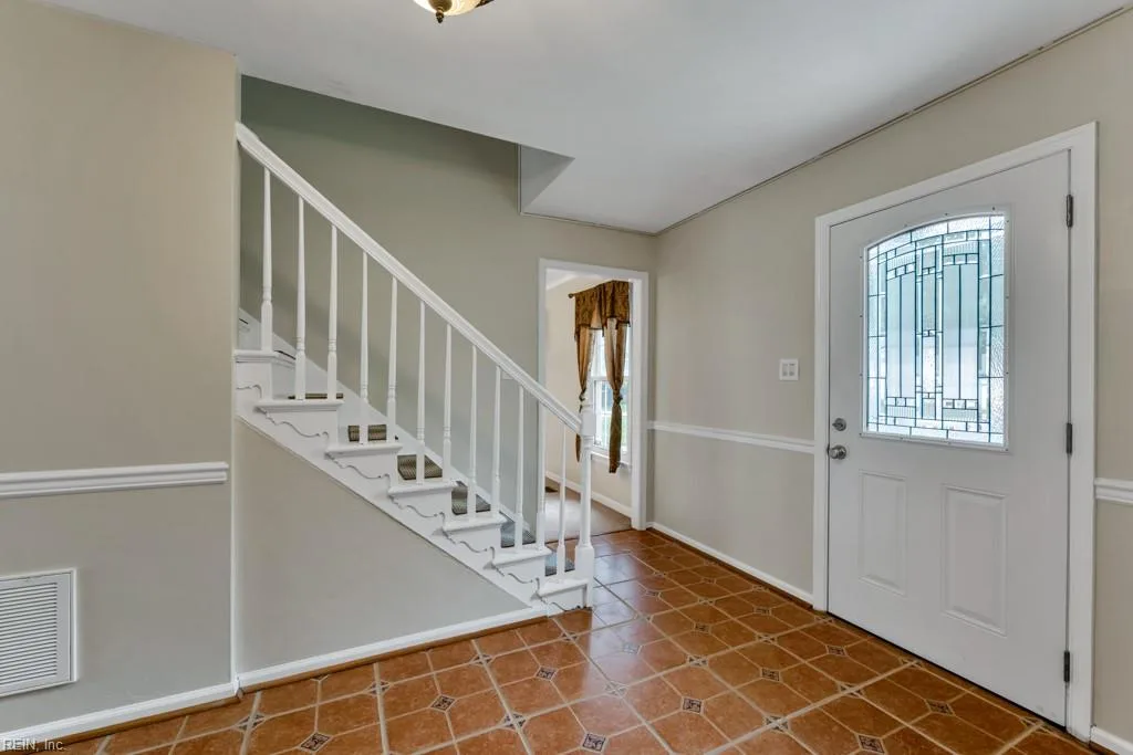 5308 Sidney CT, VIRGINIABEACH VA 23464 - Photo 3