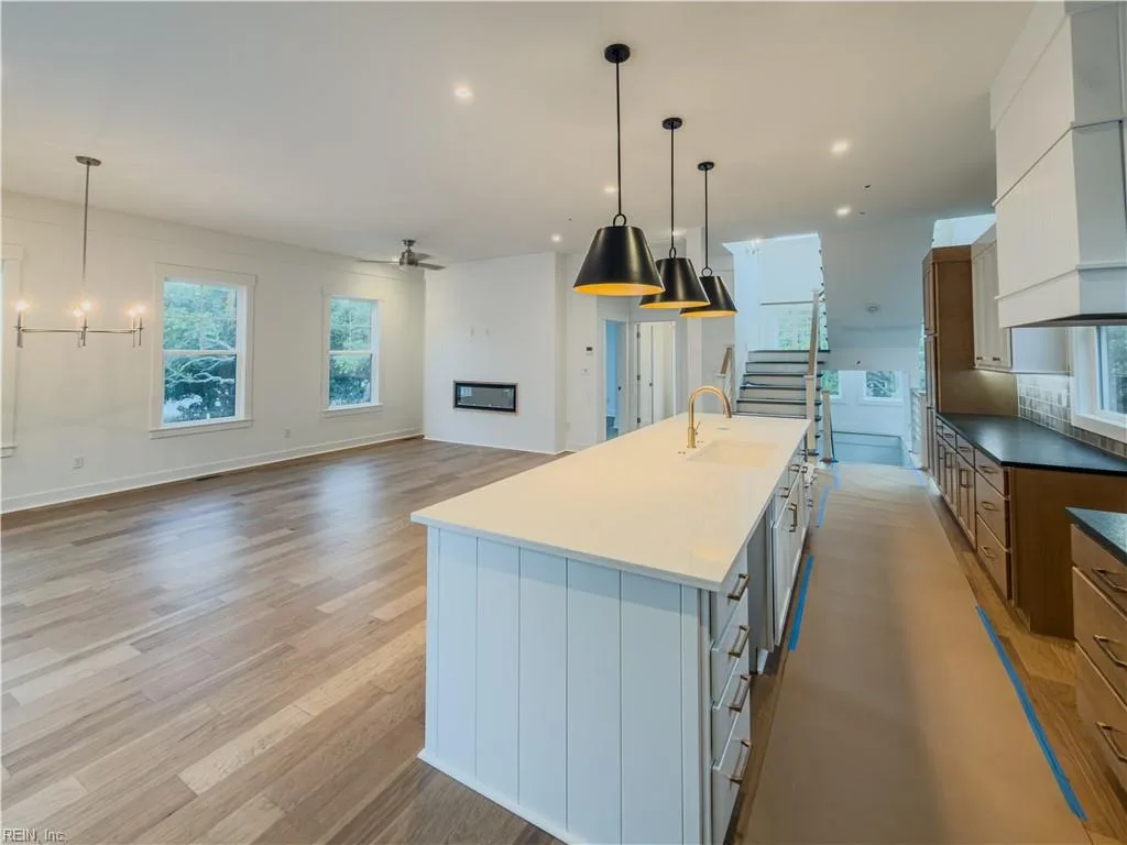 2316 Red Tide RD #A, VIRGINIABEACH VA 23451 - Photo 5
