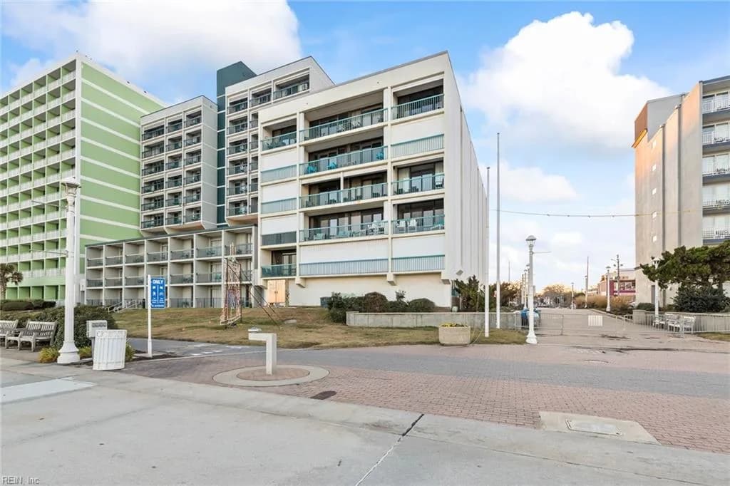 2113 Atlantic AVE #4A, VIRGINIABEACH VA 23451 - Photo 4