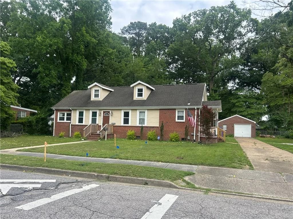 919 Sheppard AVE, NORFOLK VA 23518 - Photo 3