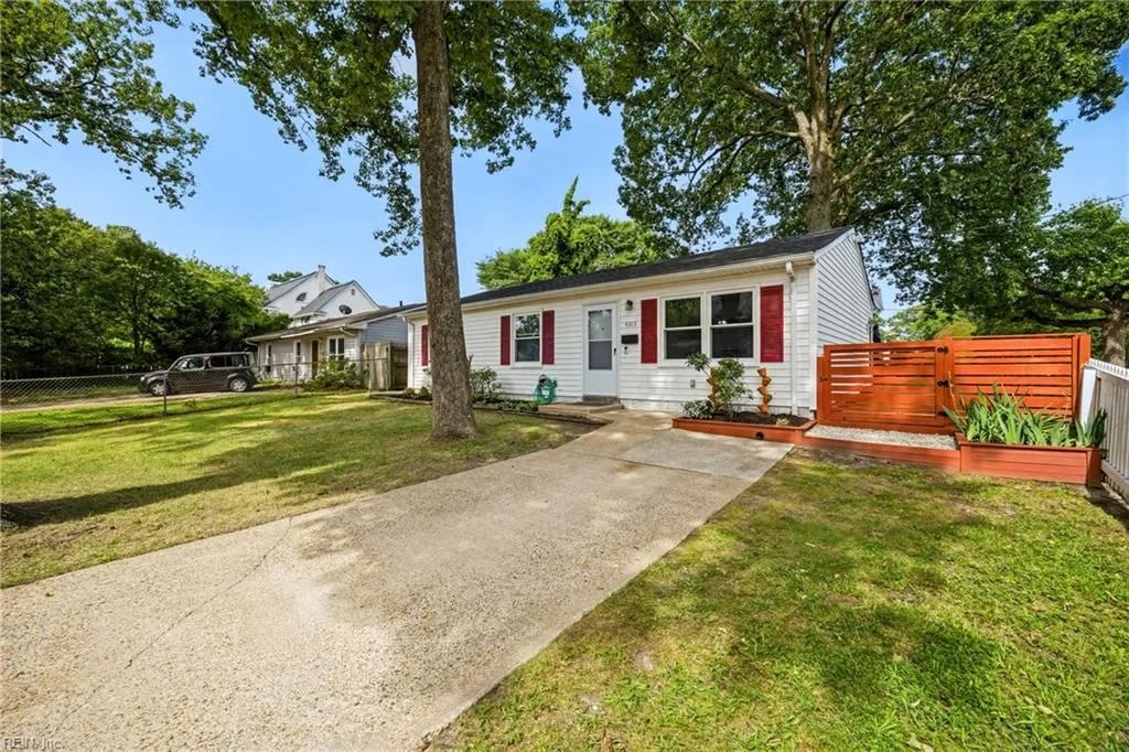 4315 Gosnold AVE, Norfolk — 3 bed Residential, 1,080 sqft