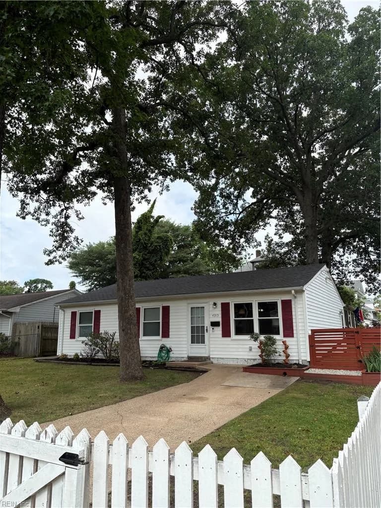 4315 Gosnold AVE, NORFOLK VA 23508 - Photo 2