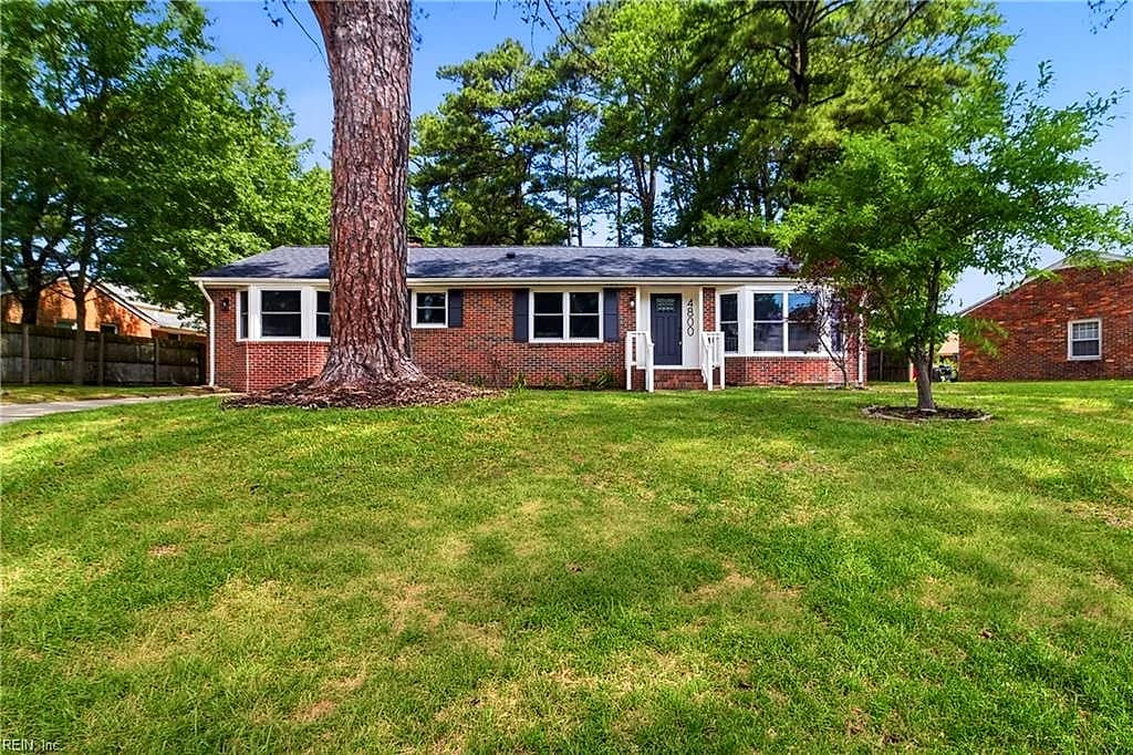 4800 Colonial LN, PORTSMOUTH VA 23703 - Main photo