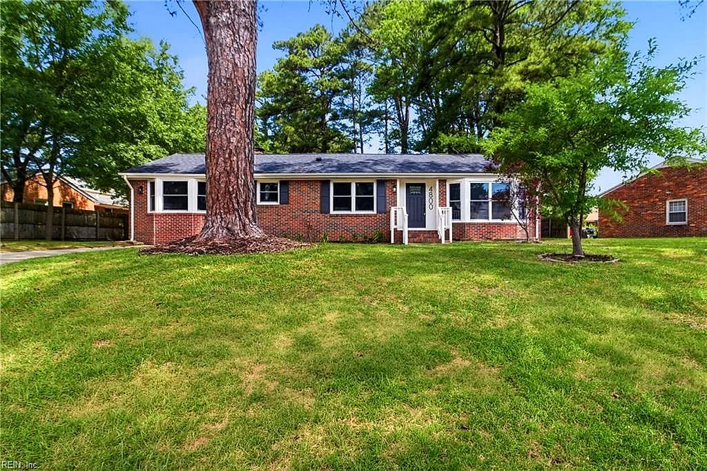 4800 Colonial LN, Portsmouth — 4 bed Residential, 2,313 sqft