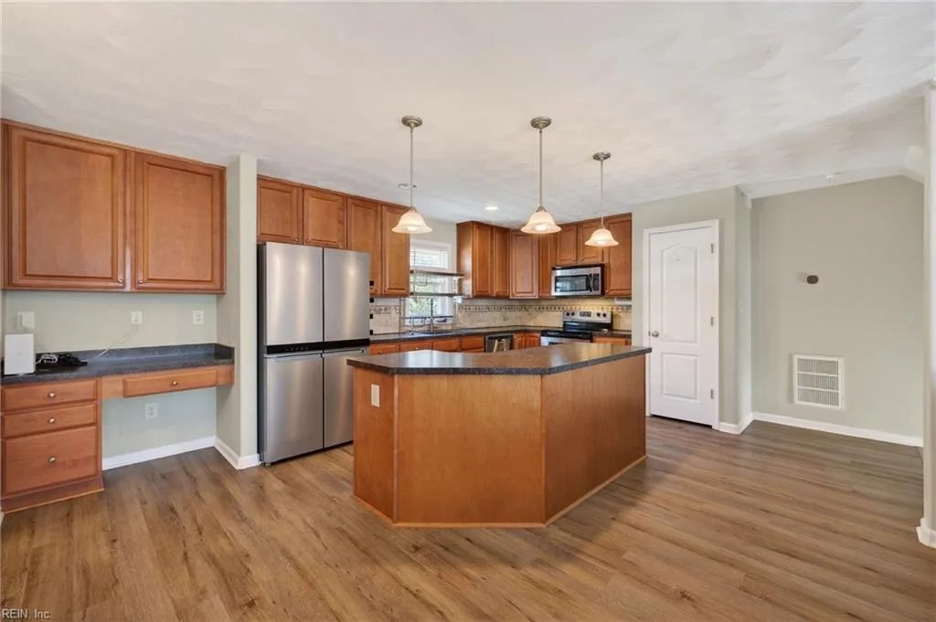5529 Taylors Walke LN, VIRGINIABEACH VA 23462 - Photo 5