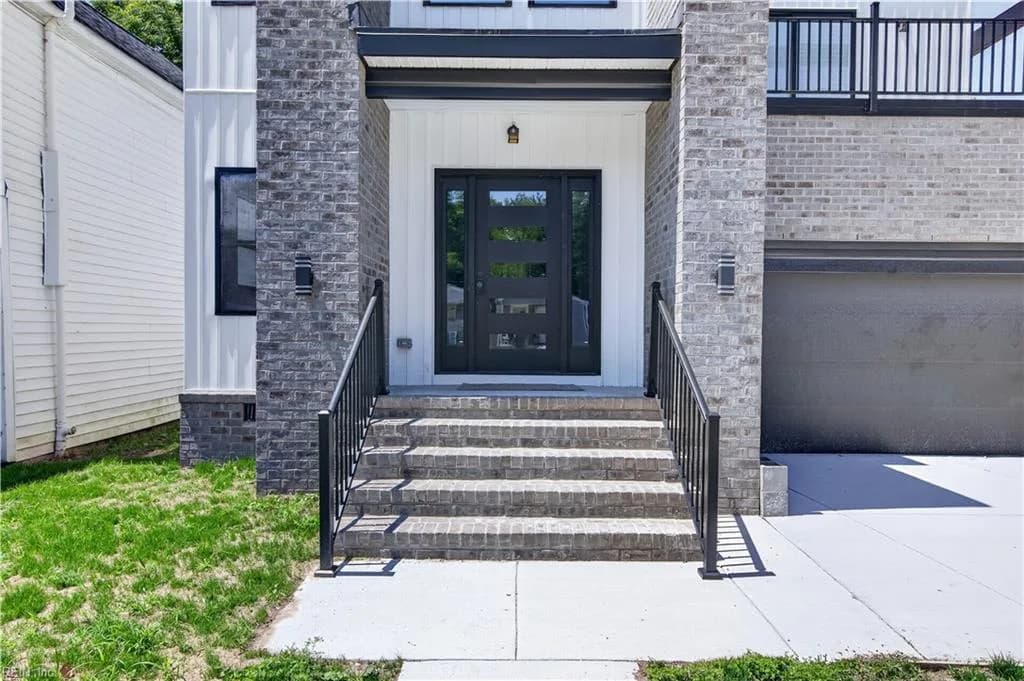 645 Ivy AVE, NEWPORTNEWS VA 23607 - Photo 3