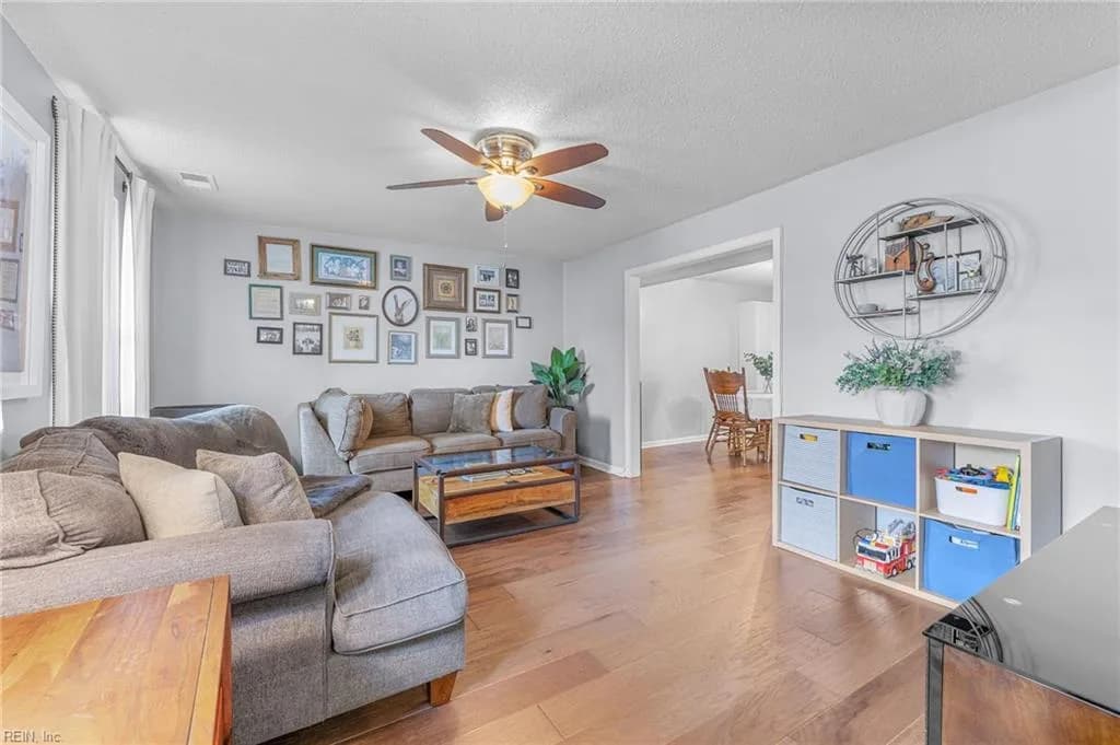 1077 Gauguin DR, VIRGINIABEACH VA 23454 - Photo 4