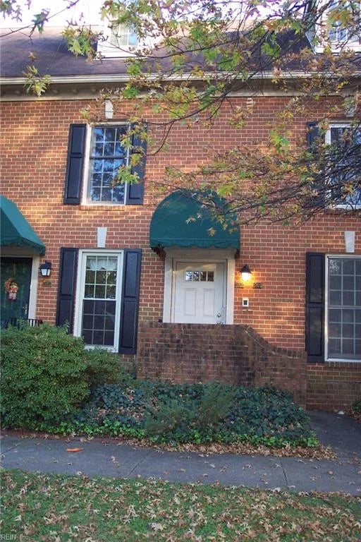 1300 Stockley GDNS #206, NORFOLK VA 23517