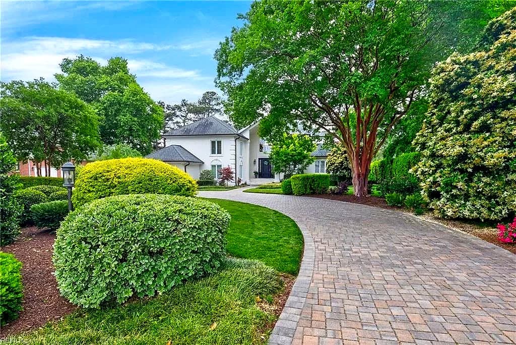 100 Holly CRES, VIRGINIA BEACH VA 23451 - Photo 3