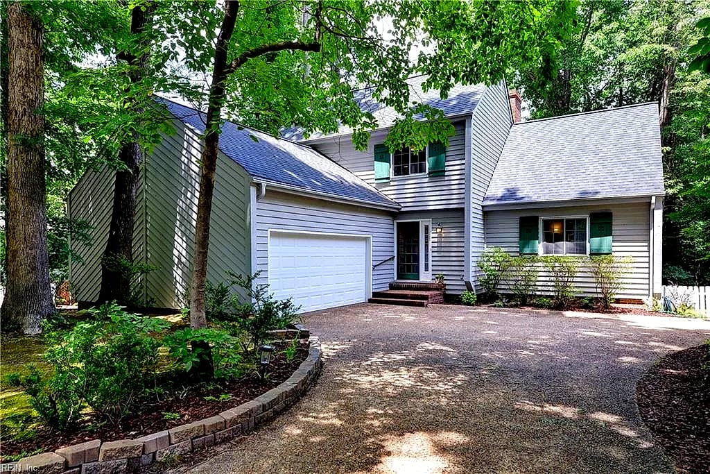 109 John Pott DR, Williamsburg — 4 bed Residential, 2,380 sqft