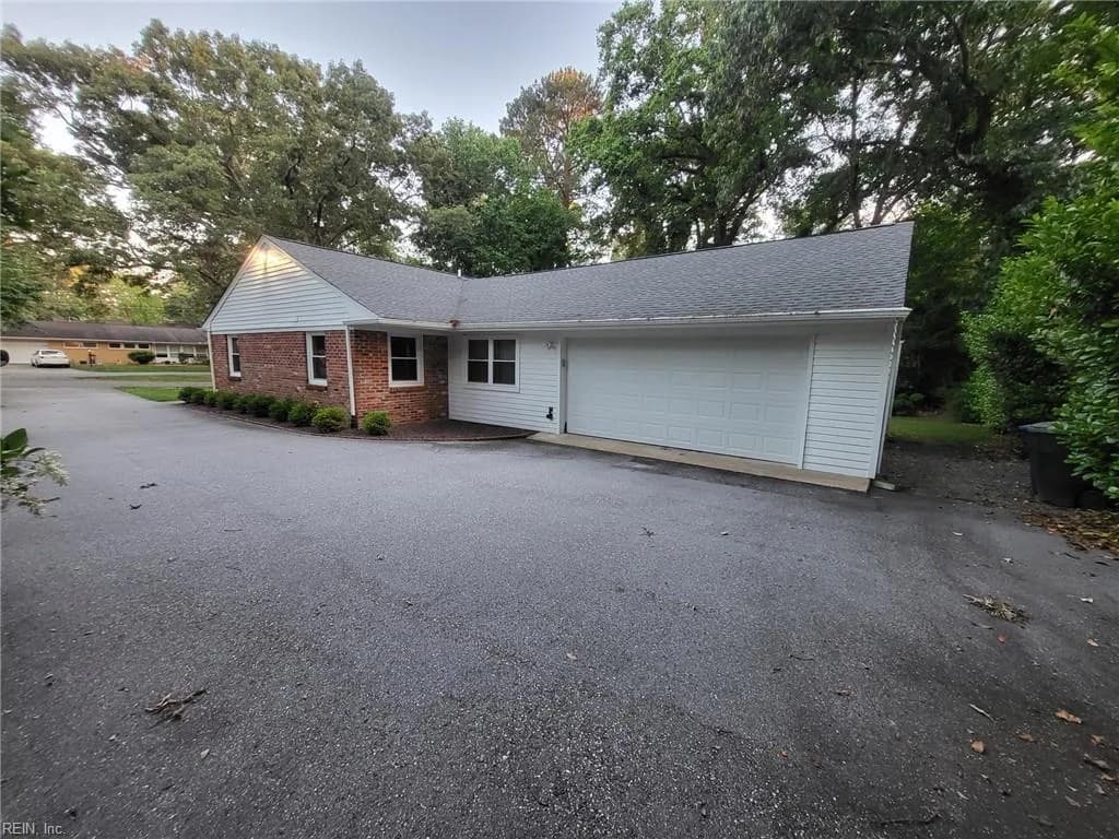 1 Sir Francis Wyatt PL, NEWPORTNEWS VA 23606 - Photo 5
