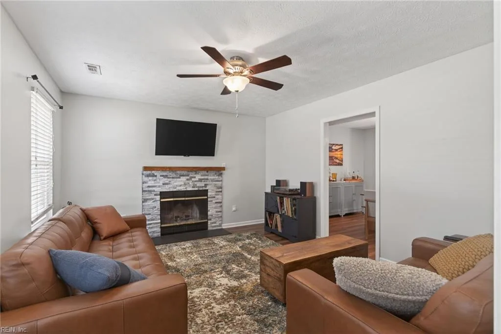 411 Marlboro RD, NEWPORTNEWS VA 23602 - Photo 4