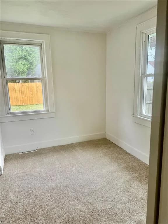 1915 Des Moines AVE, PORTSMOUTH VA 23704 - Photo 5