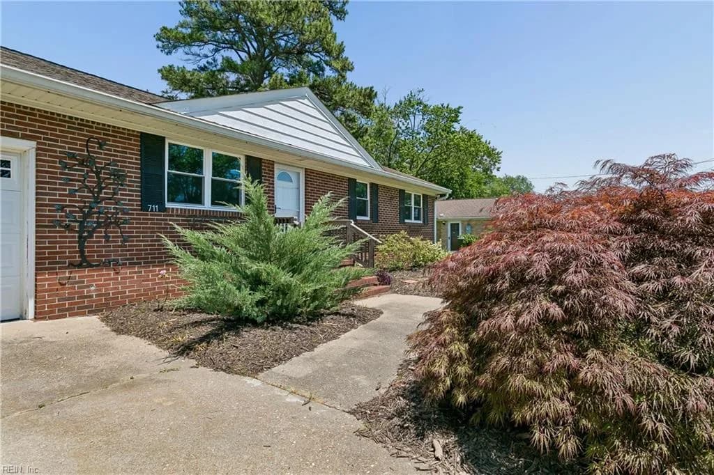 711 Spruce RD, NEWPORTNEWS VA 23601 - Photo 5