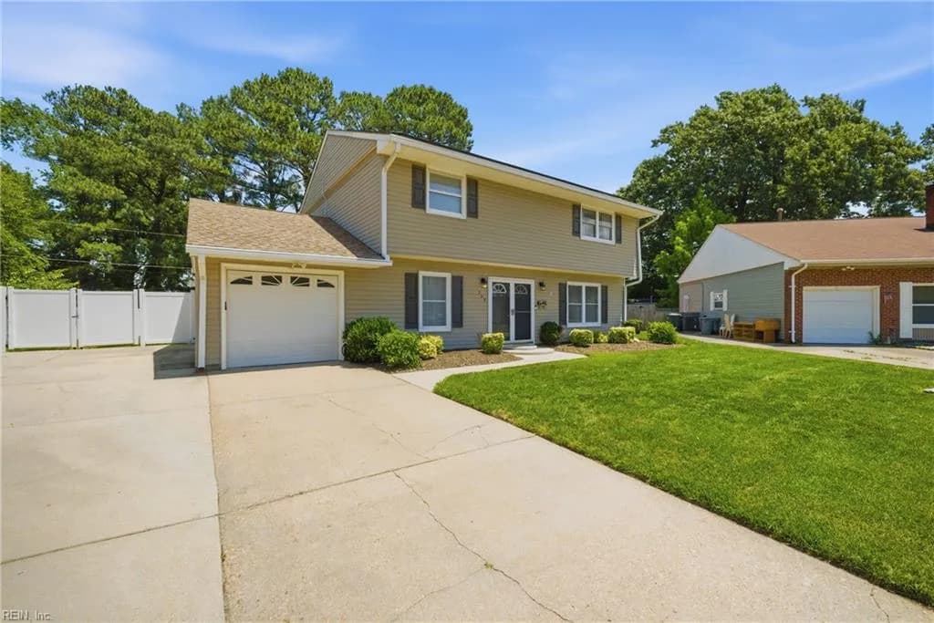 209 Culotta DR, HAMPTON VA 23666 - Photo 3