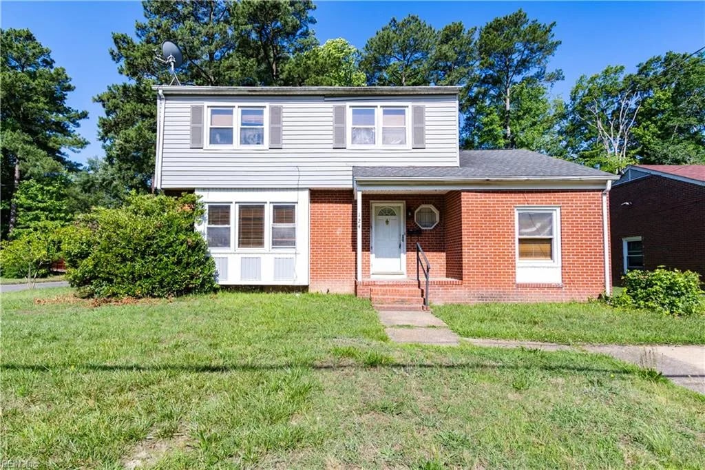 124 Prince James DR, Hampton — 4 bed Residential, 1,762 sqft