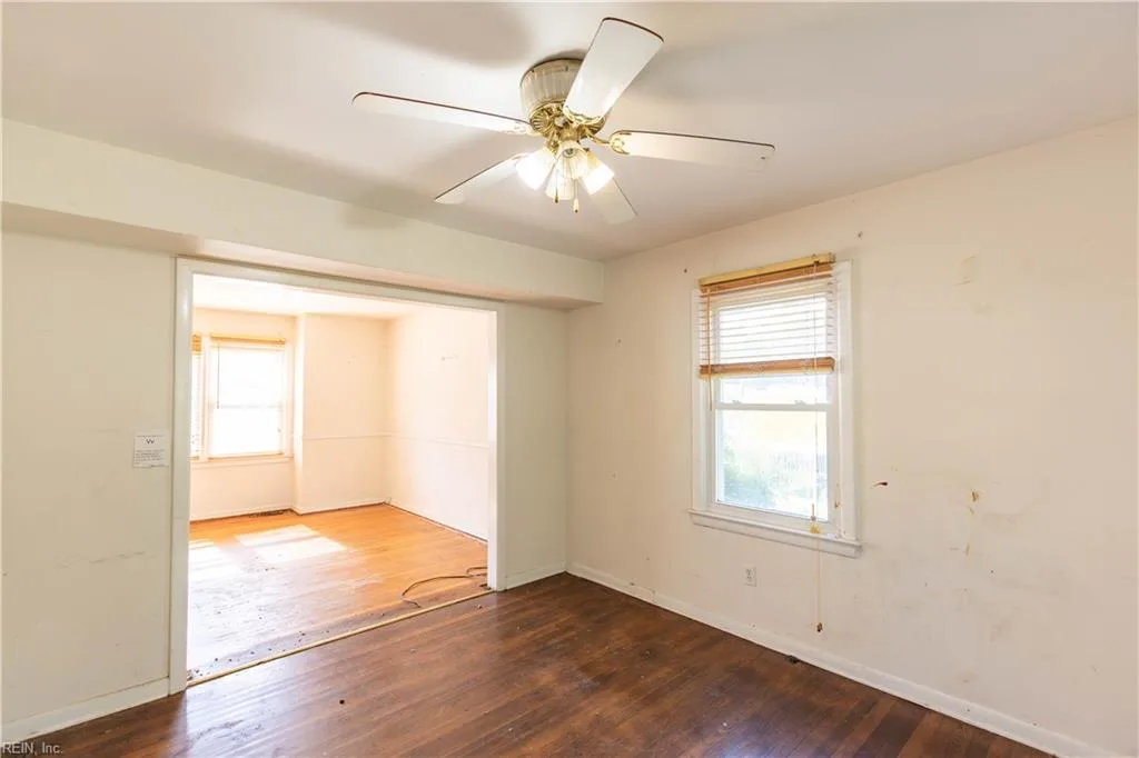 124 Prince James DR, HAMPTON VA 23669 - Photo 3