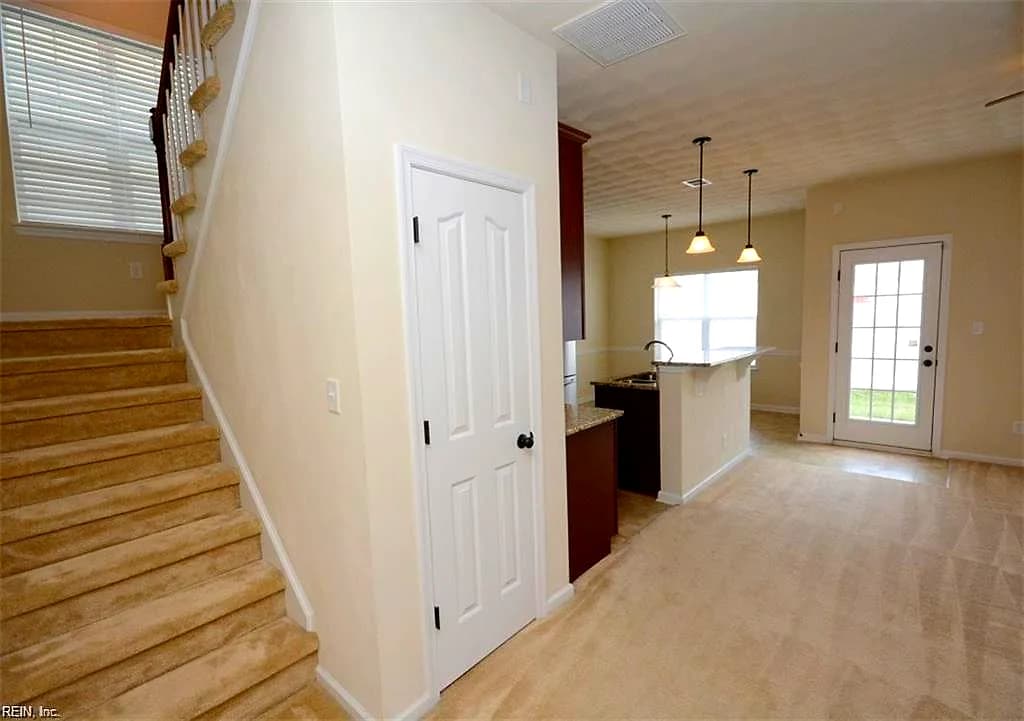 5124 Whitaker PL, VIRGINIA BEACH VA 23462 - Photo 5