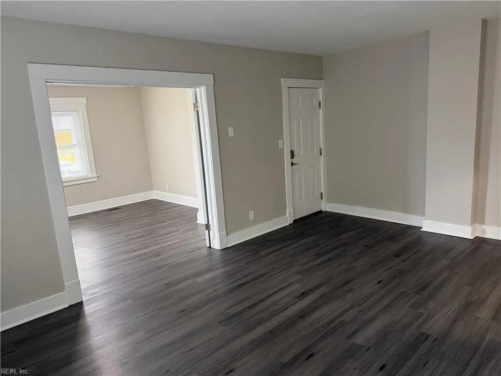 151 A View AVE #2, NORFOLK VA 23503 - Photo 4